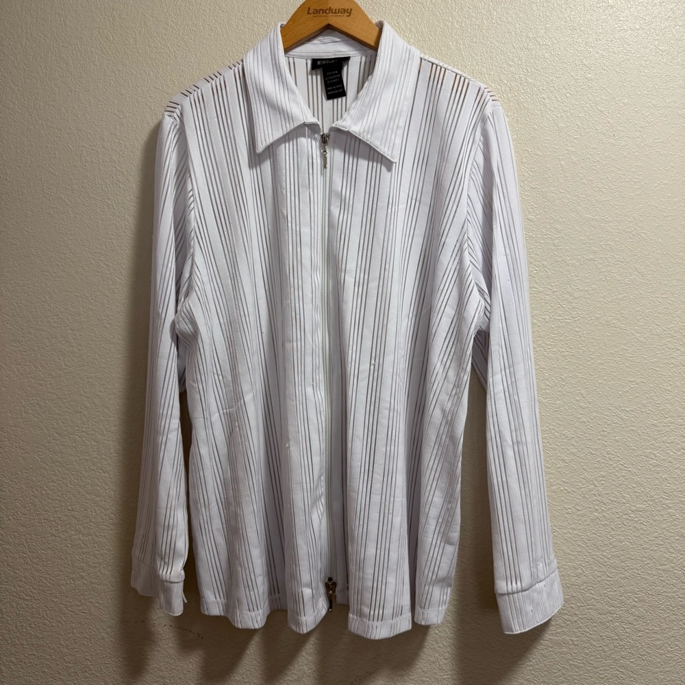 Lane Bryant White Striped Top Zips Both Ways - Size 22/24